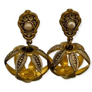 Vintage screwback dangle earrings